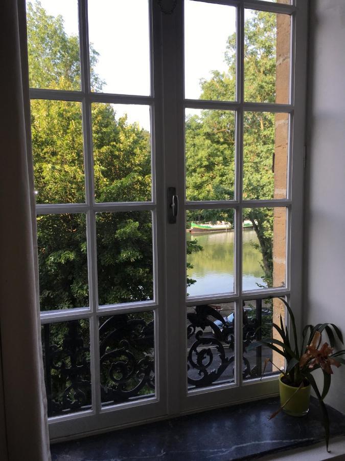 Chambre D'Hote Du Quai Rimbaud Шарлевиль-Мезьер Экстерьер фото