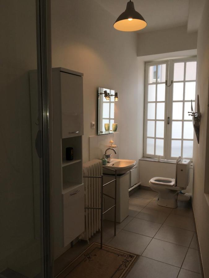 Chambre D'Hote Du Quai Rimbaud Шарлевиль-Мезьер Экстерьер фото