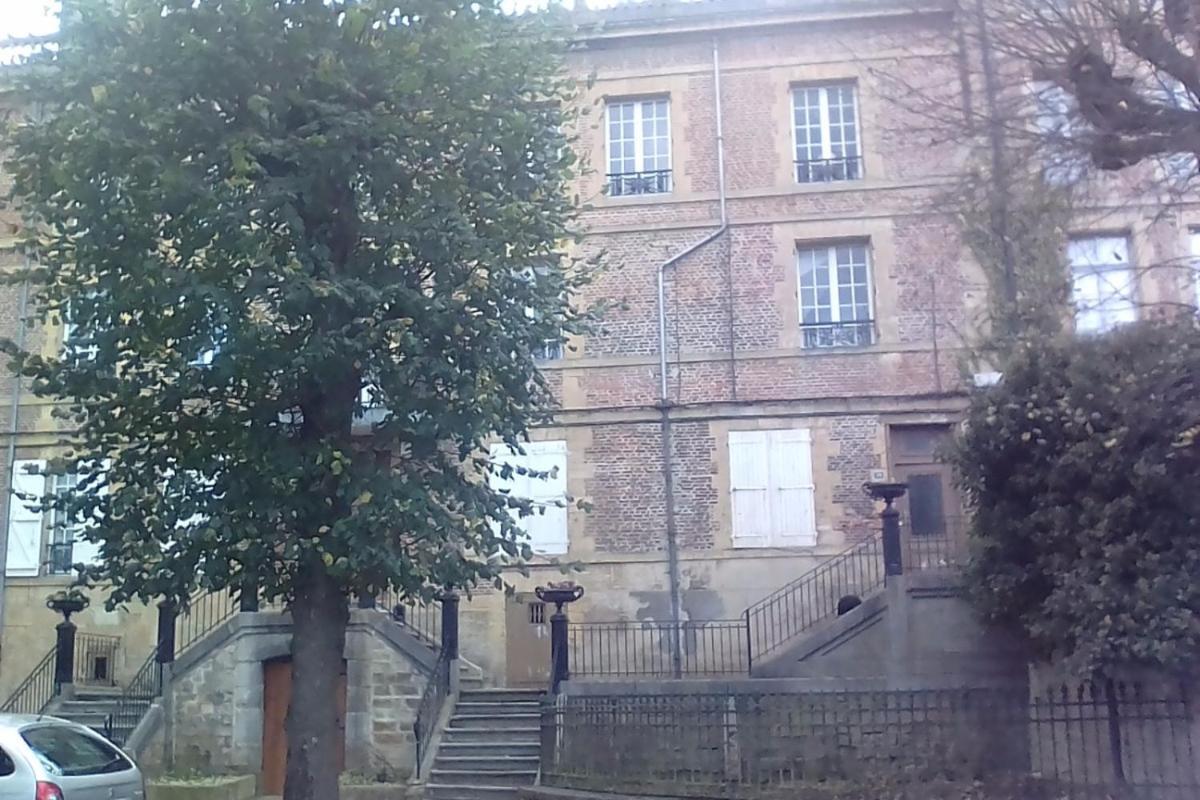 Chambre D'Hote Du Quai Rimbaud Шарлевиль-Мезьер Экстерьер фото